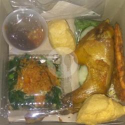 Nasi Box   Gudangan   Tahu   Tempe