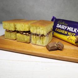 Martabak Cadbury Dairy Milk Cashew Nut