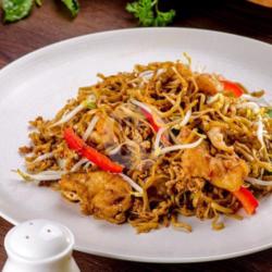 Fried Noodle W/ Seafood