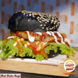 Black Chicken Burger