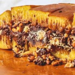Martabak Keju Kacang Coklat Wijen