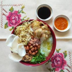 Bubur Ayam Kuah Kuning