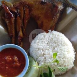 Ayam Kampung Presto Bakar Komplit