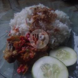 Paket Nasi Ayam Penyet Plus Es Teh