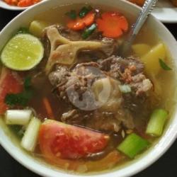 Sop Dengkul