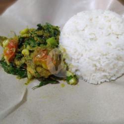 Nasi Ayam Woku ( Rica Manado )