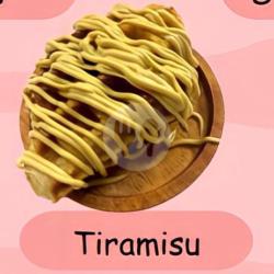 Croffle Tiramisu