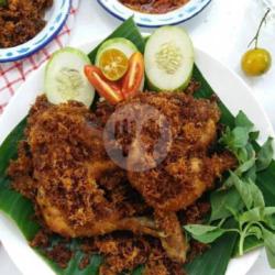 Ayam Goreng Serundeng