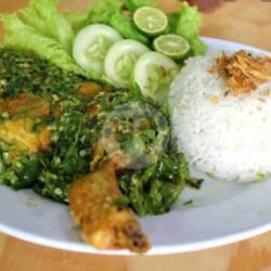 Penyetan Mujaer Sambal Ijo