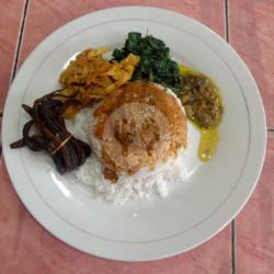 Nasi Ikan Belut Goreng