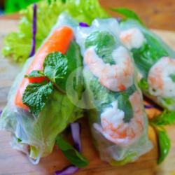 Vietnamese Spring Rolls Mix Salad