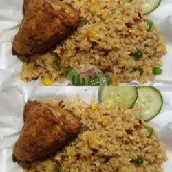 Paket Berdua Nasi Goreng Ayam Krispi Nampol