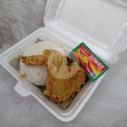 Fried Chicken Wing   Nasi