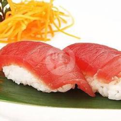 Tuna Nigiri