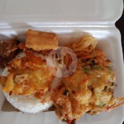 Nasi Uduk Betawi Telur Dadar