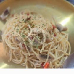 Mushroom Spaghetti (aglio Olio)