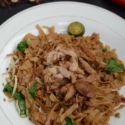 Kwetiaw Goreng Ayam