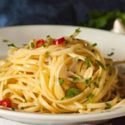 Fettucini Aglio Olio