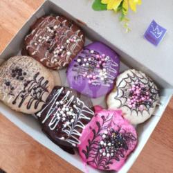 Donat Besar Isi Coklat, Vanila, Strawberry. 1 Dozen