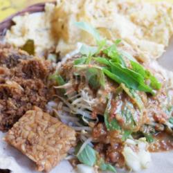 Nasi Pecel   Daging Empal