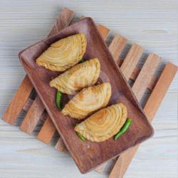 Karipap Ayam Small