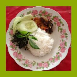 Nasi   Sambal Belut   Lalapan