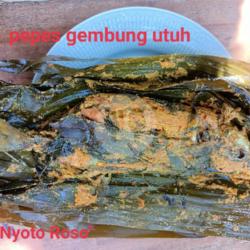 Pepes Gembung Utuh.