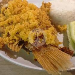 Ikan Nila Kremes   Nasi