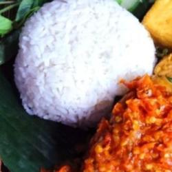 Nasi Putih Hayam Doang Geprek   Telor Merah