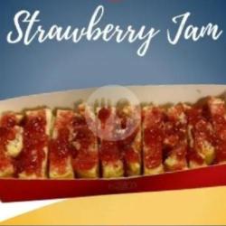 Roti Bakar Pastry Strawberry Jam