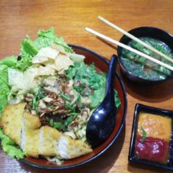 Mie Ayam Chicken Katsu