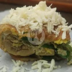 Martabak Telur Ayam Super Sapi Keju Jamur