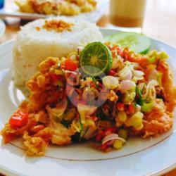 Ayam Geprek Sambal Matah
