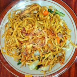 Bakmi Goreng Porsi Kenyang