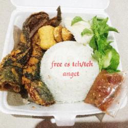 Nasi Pecel Lele (lele Isi 2)