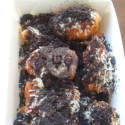 Pisang Full Cokelat