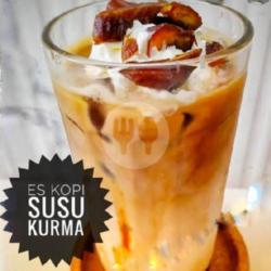 Es Kopi Susu Kurma 16oz