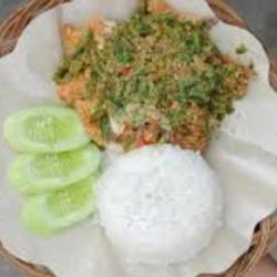 Nasi Ayam Geprek Sambal Ijo