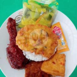 Nasi Ayam Kecap Perkedel Tempe Tahu