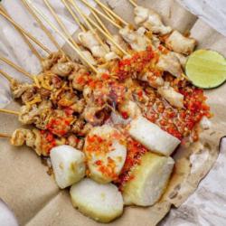 Sate Taichan Lontong