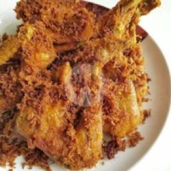 Ayam Goreng Lengkuas