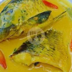 Nasi   Ikan Mas Gulai Kuning