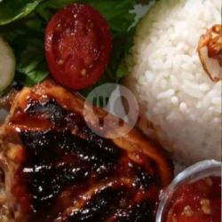 Paket Ayam Bakar Kumplit