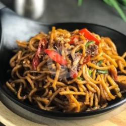 Mie Goreng Kumplit Jamur Kuping