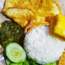 Nasi Telur Dadar Sambal Ijo