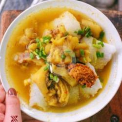 Lontong   Kikil Kuah Gurih