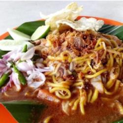 Mie Aceh Nyemek