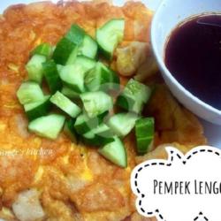 Lenggang Pempek