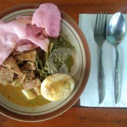 Ketupat Sayur Campur   Telur