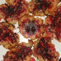 Pisang Goreng Strawberry Meises Coklat